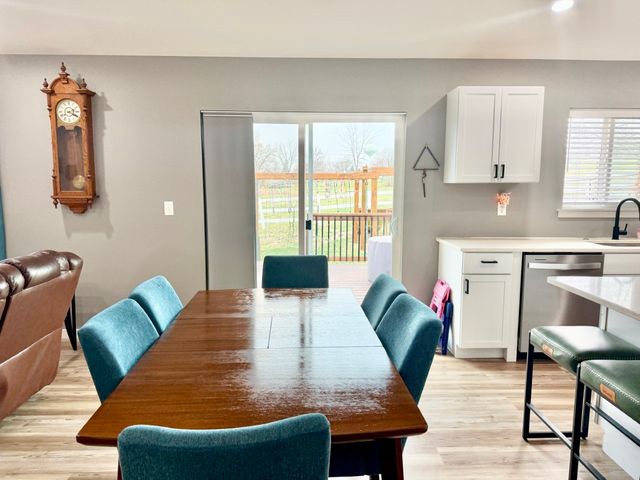 425 Galileo Drive, Riverside, IA 52327