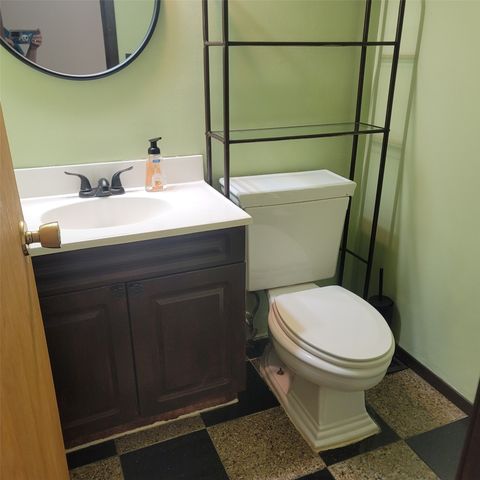 4488 Independence Drive, Pleasant Hill, IA 50327