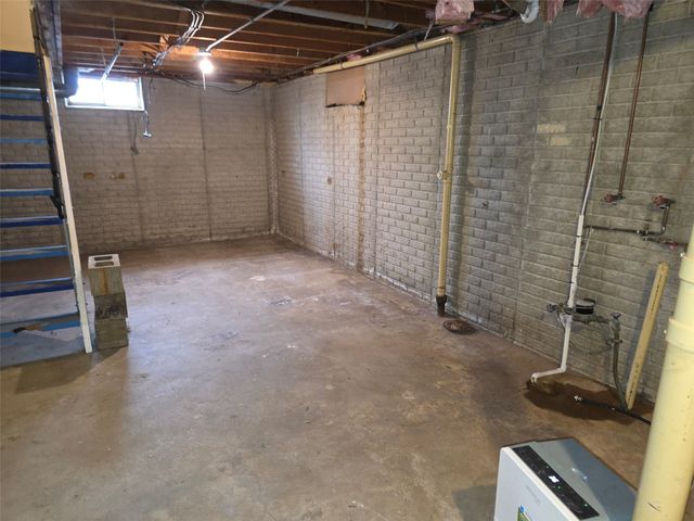 4488 Independence Drive, Pleasant Hill, IA 50327