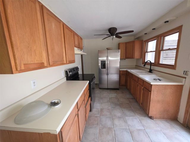 4488 Independence Drive, Pleasant Hill, IA 50327