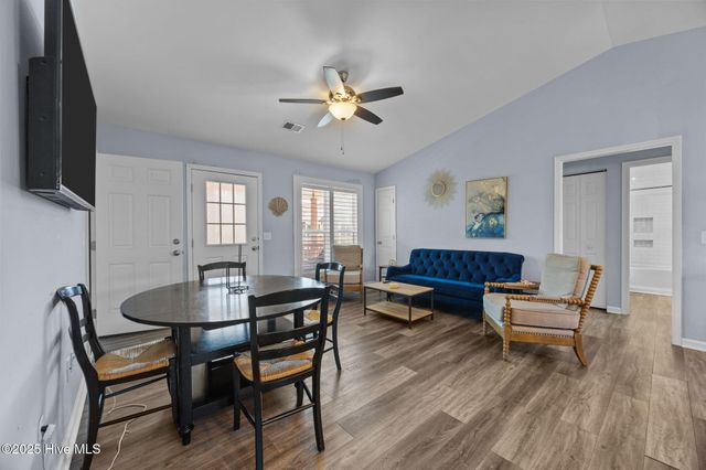 210 Bayview Drive, N Topsail Beach, NC 28460