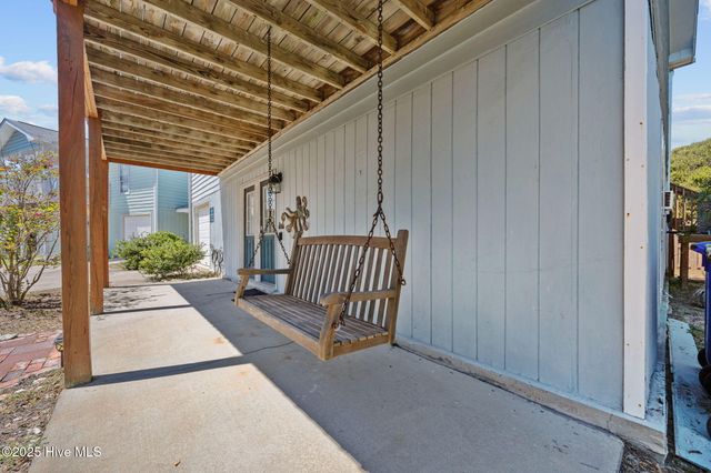 210 Bayview Drive, N Topsail Beach, NC 28460
