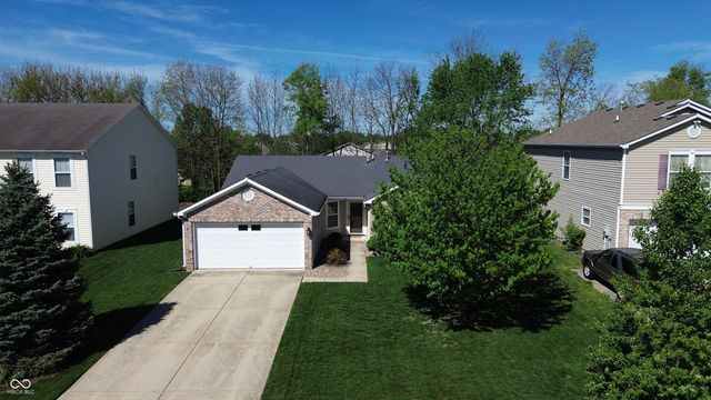 560 Runnymede Court, Greenfield, IN 46140