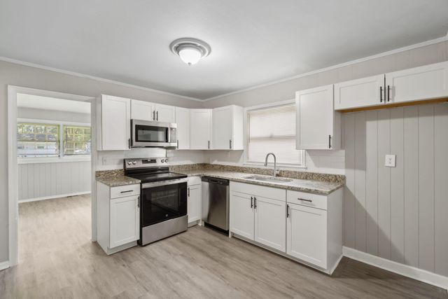 2416 Falcon Road, Charleston, SC 29406