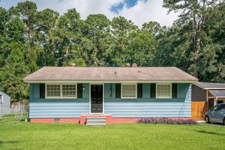 2416 Falcon Road, Charleston, SC 29406