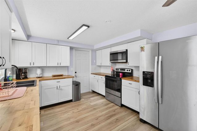 5346 RIDDLE ROAD, Holiday, FL 34690