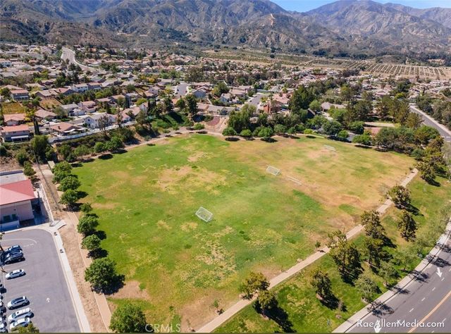 13226 HITCHING RAIL Circle, Corona, CA 92883