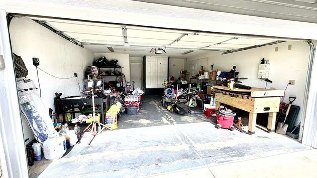 13226 HITCHING RAIL Circle, Corona, CA 92883