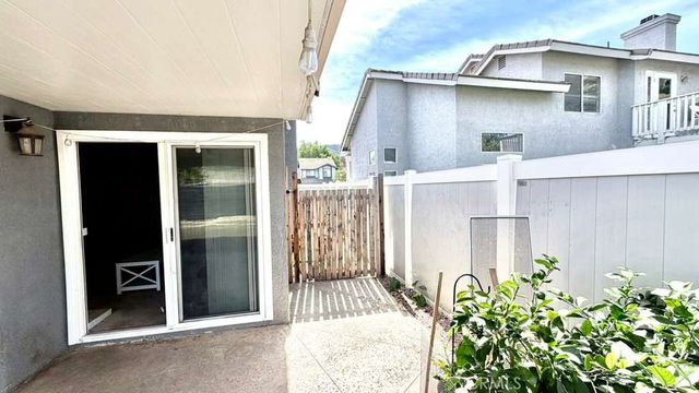 13226 HITCHING RAIL Circle, Corona, CA 92883