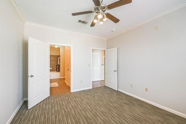1711 Old Spanish Trail 449, Houston, TX 77054