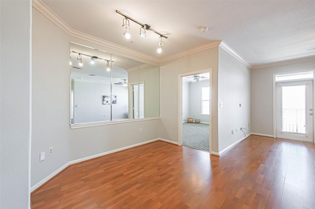 1711 Old Spanish Trail 449, Houston, TX 77054