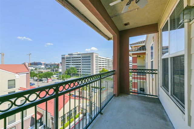 1711 Old Spanish Trail 449, Houston, TX 77054