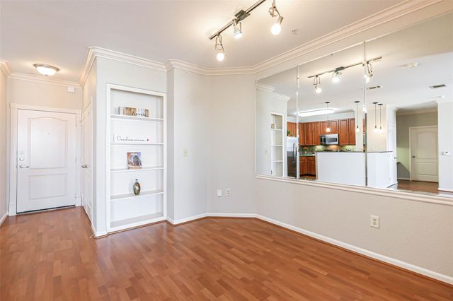 1711 Old Spanish Trail 449, Houston, TX 77054