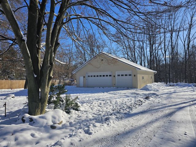 4650 36th Street, Galesburg, MI 49053