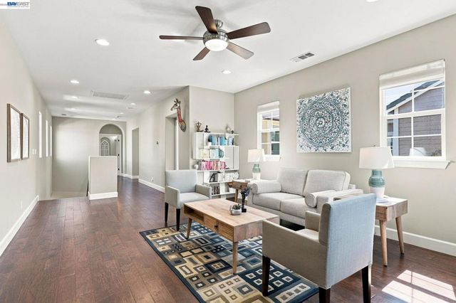 5078 Holborn Way, San Ramon, CA 94582