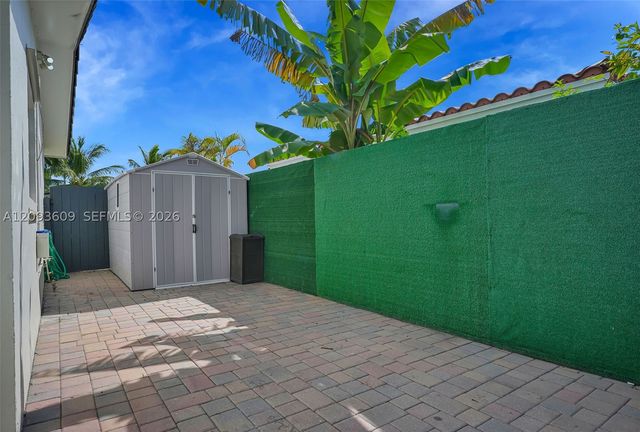 7767 Normandy St, Miramar, FL 33023