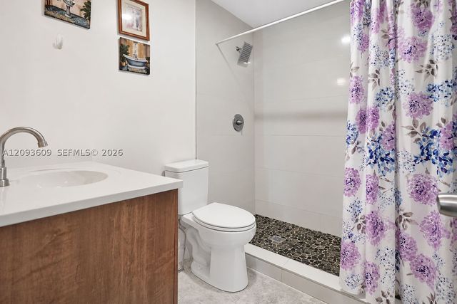7767 Normandy St, Miramar, FL 33023