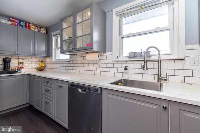 608 NATALIE LN, Norristown, PA 19401