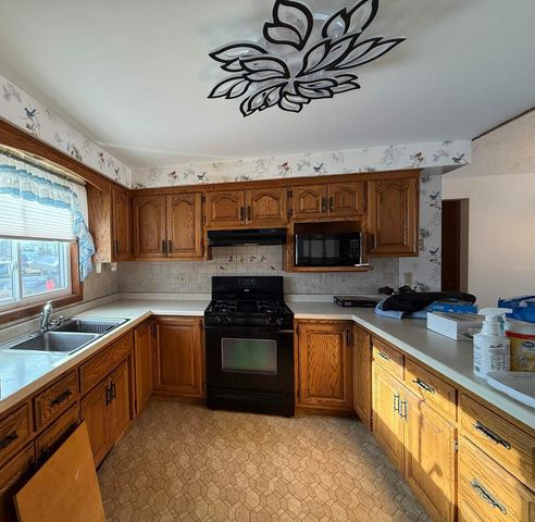 N5680 W CHANNEL DRIVE, Shawano, WI 54166