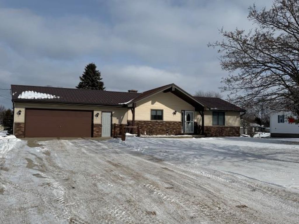 N5680 W CHANNEL DRIVE, Shawano, WI 54166