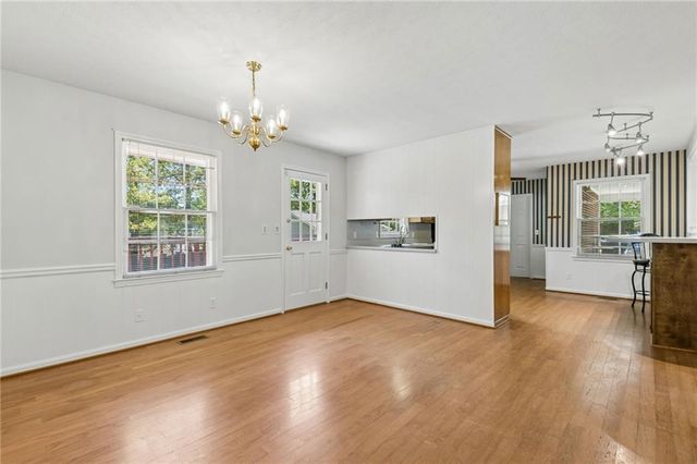 968 Gunter Circle, Lawrenceville, GA 30043