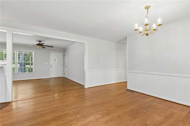 968 Gunter Circle, Lawrenceville, GA 30043