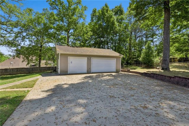 968 Gunter Circle, Lawrenceville, GA 30043