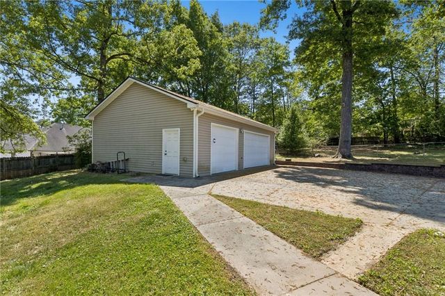 968 Gunter Circle, Lawrenceville, GA 30043