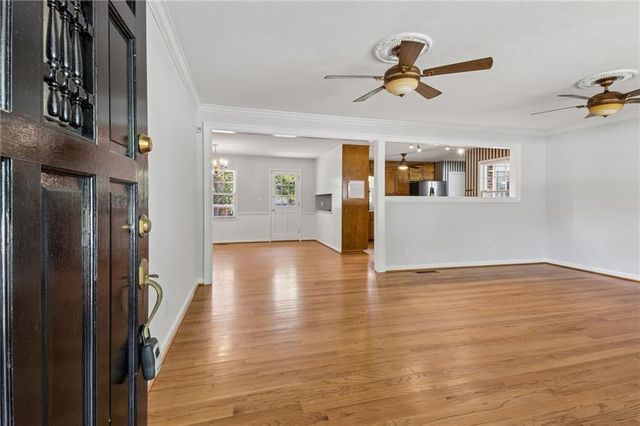 968 Gunter Circle, Lawrenceville, GA 30043