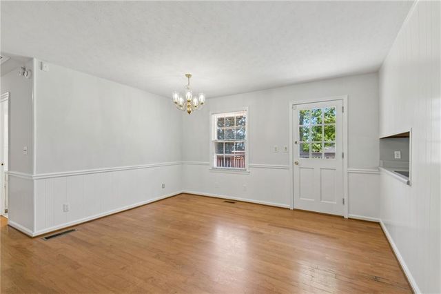 968 Gunter Circle, Lawrenceville, GA 30043