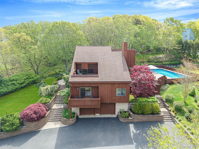 72 Jean Court, Riverhead, NY 11901