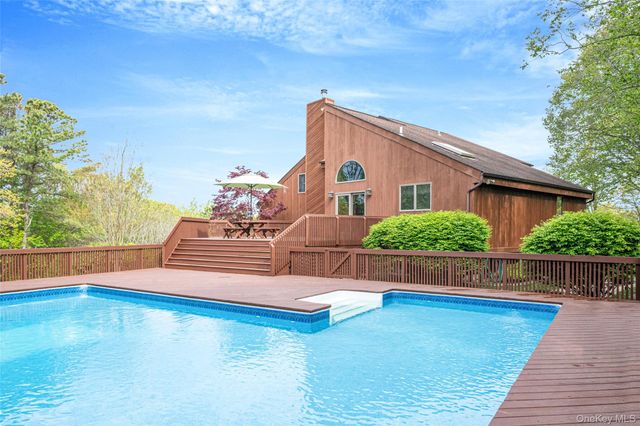 72 Jean Court, Riverhead, NY 11901