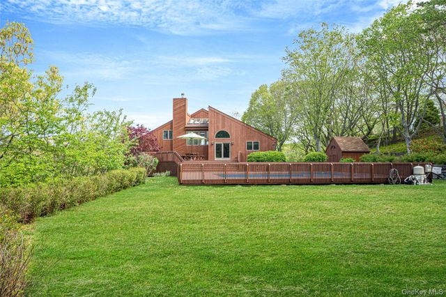 72 Jean Court, Riverhead, NY 11901
