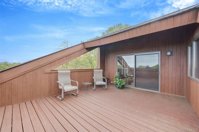 72 Jean Court, Riverhead, NY 11901