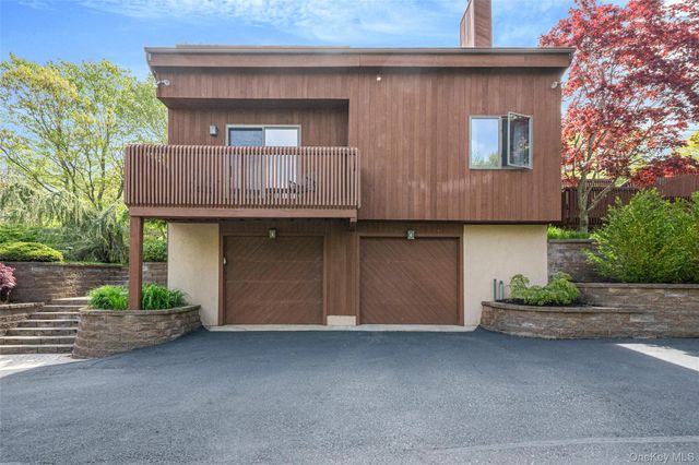 72 Jean Court, Riverhead, NY 11901