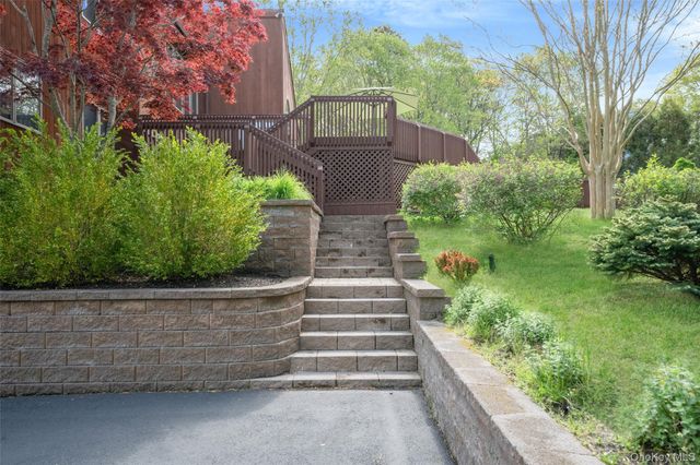 72 Jean Court, Riverhead, NY 11901