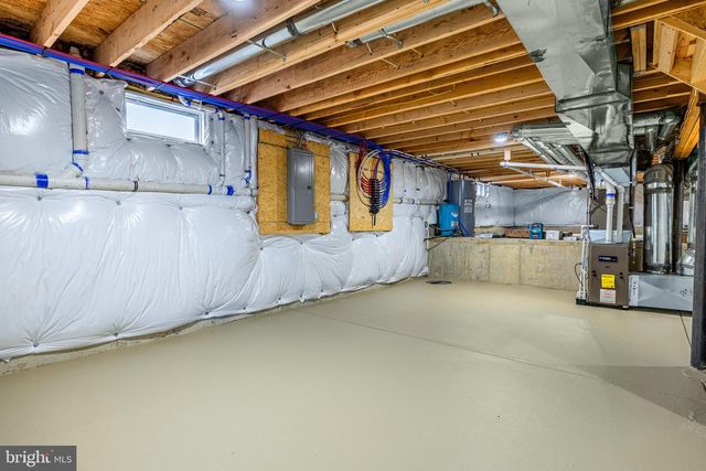 411 ATCO AVE, Atco, NJ 08004