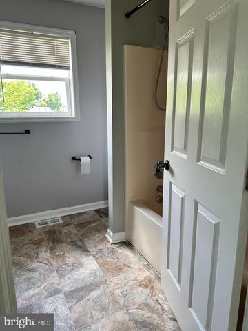 152 ACORN LN, Mountville, PA 17554