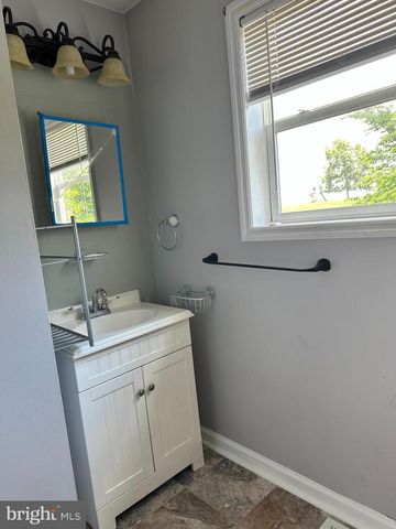 152 ACORN LN, Mountville, PA 17554