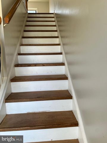 152 ACORN LN, Mountville, PA 17554