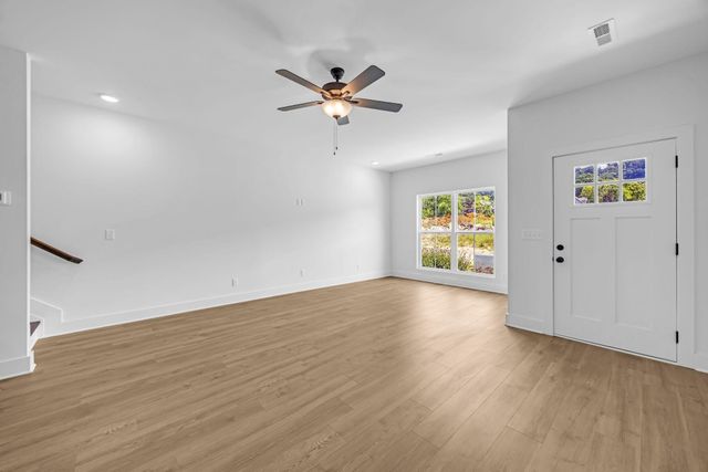 1773 Cotton Way, Chattanooga, TN 37404