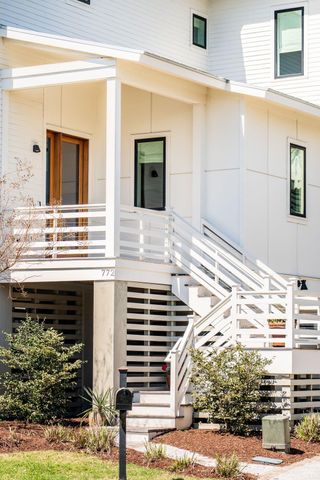 772 Gate Post Drive, Mount Pleasant, SC 29464