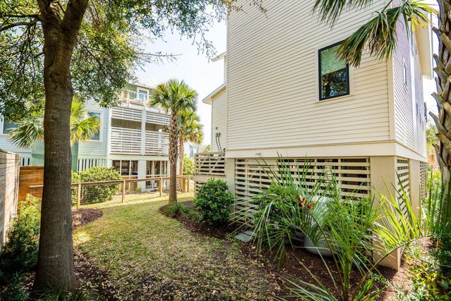 772 Gate Post Drive, Mount Pleasant, SC 29464