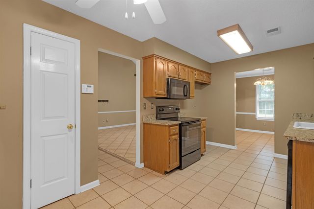 9161 VALKRIE LN, Lakeland, TN 38002