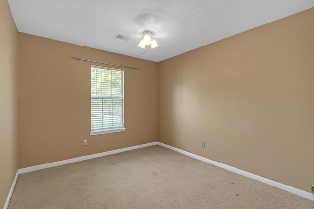 9161 VALKRIE LN, Lakeland, TN 38002