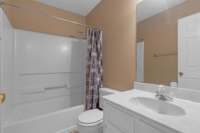 9161 VALKRIE LN, Lakeland, TN 38002