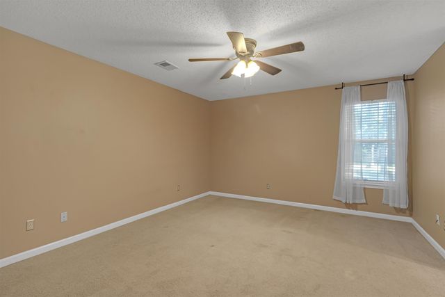 9161 VALKRIE LN, Lakeland, TN 38002