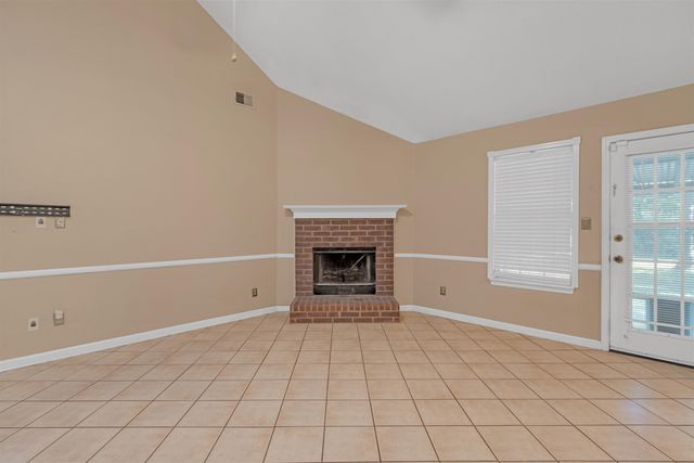 9161 VALKRIE LN, Lakeland, TN 38002