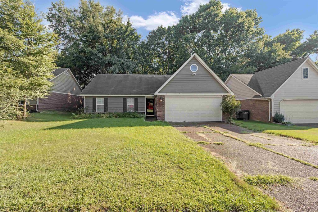 9161 VALKRIE LN, Lakeland, TN 38002