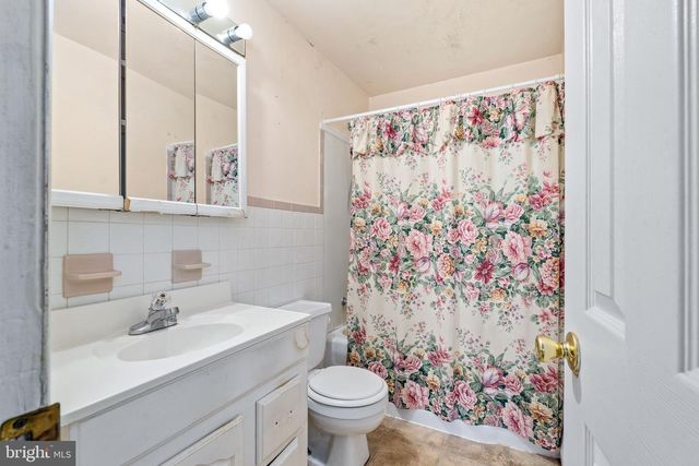 648 RED HILL RD, Elkton, MD 21921